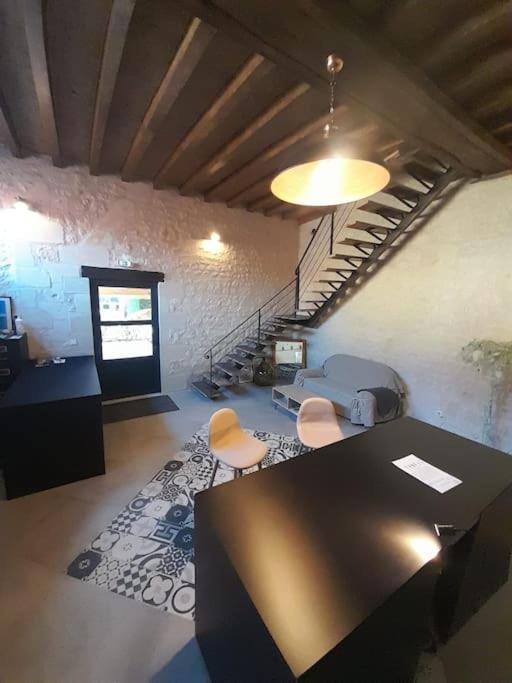 Le Repaire De Bacchus Apartment Saint-Nicolas-de-Bourgueil Bagian luar foto
