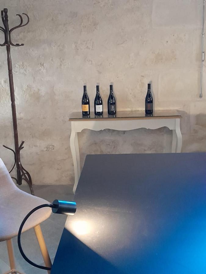 Le Repaire De Bacchus Apartment Saint-Nicolas-de-Bourgueil Bagian luar foto